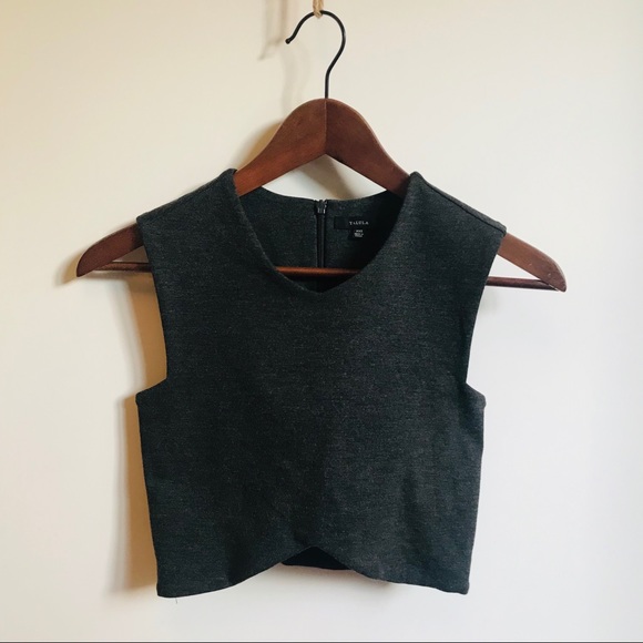 Aritzia Talula Dark Grey Crop Top - Picture 4 of 9